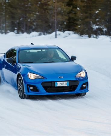 SUBARU-BRZ-lr-19